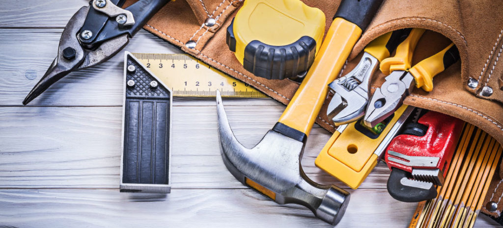 Handyman Services in Asheville: A Convenient and Reliable Option for Home Repairs