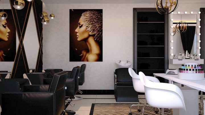 Are Room Salons Suitable for Large Groups?